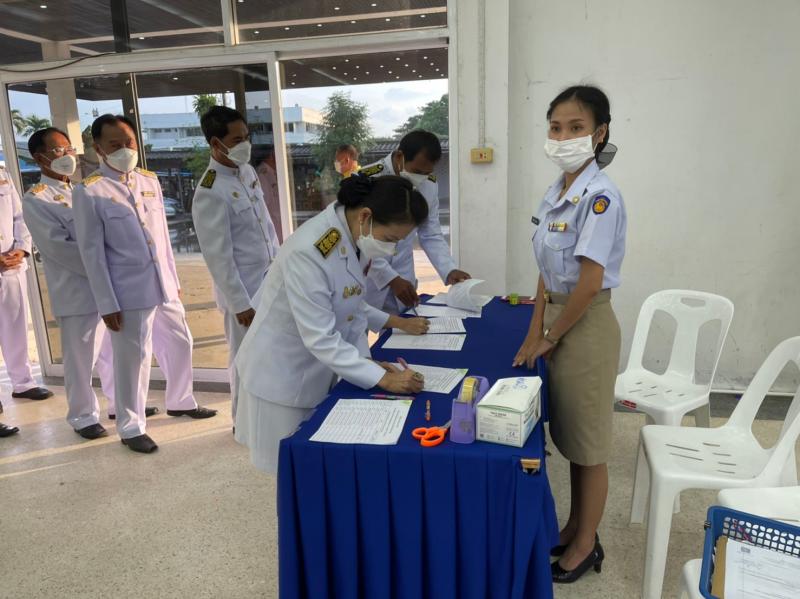 6. น้อมรำลึกในพระมหากรุณาธิคุณ